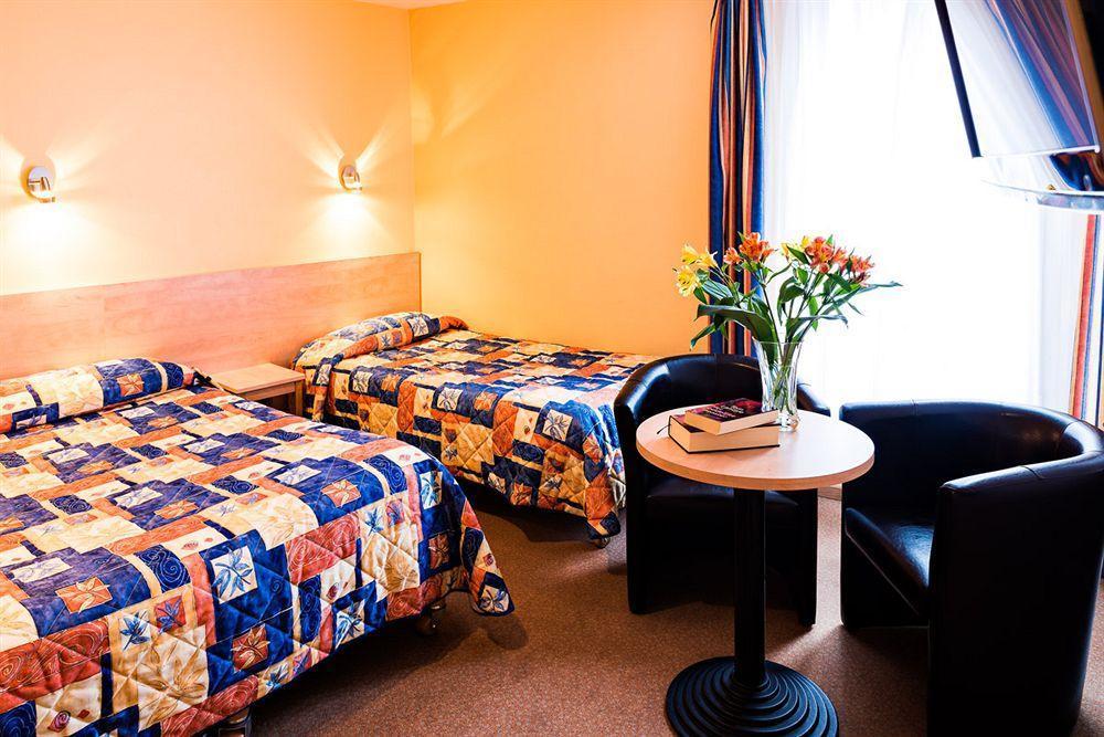 Hotel Panoramic Bagneres-de-Luchon Luaran gambar