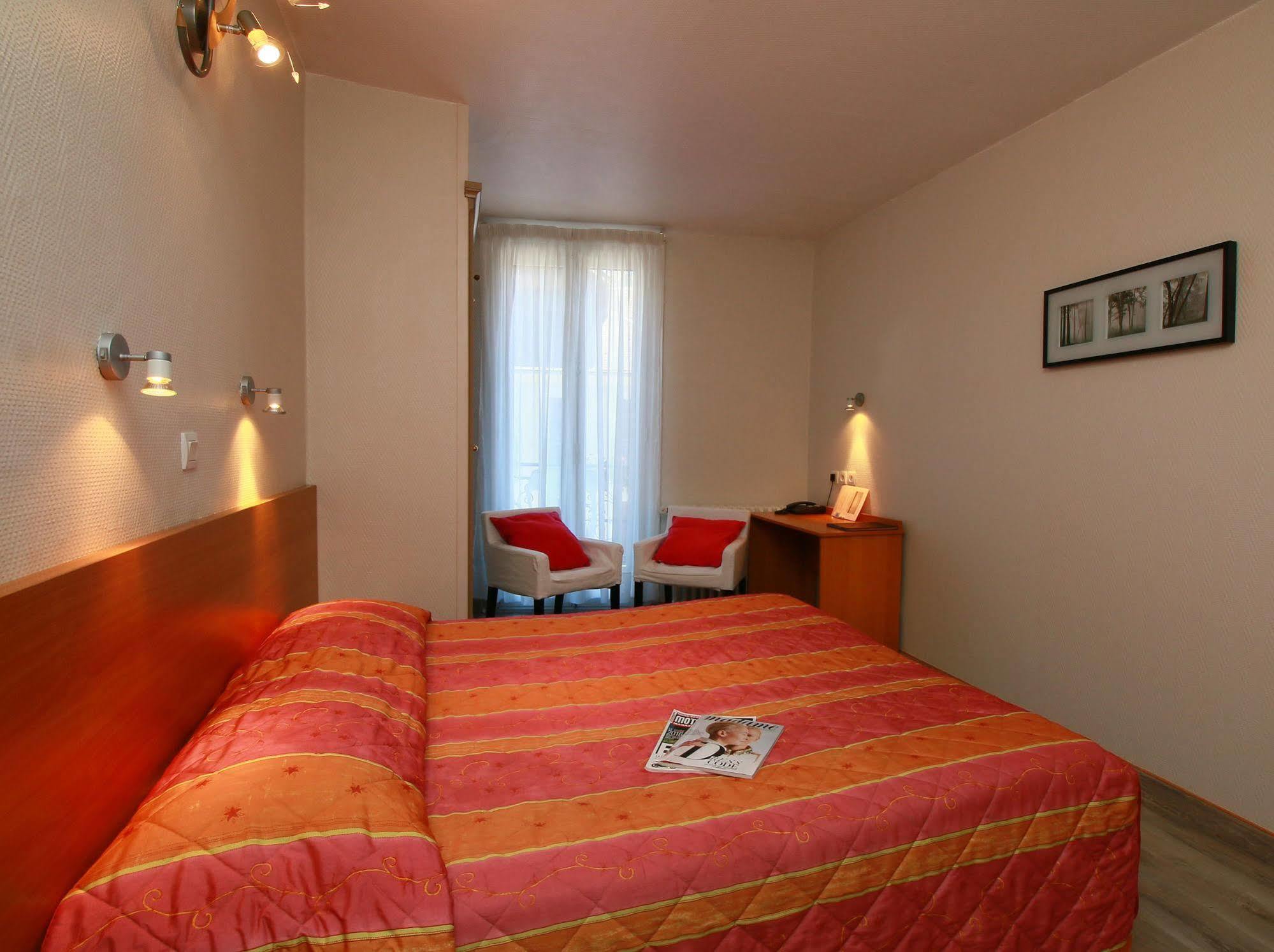 Hotel Panoramic Bagneres-de-Luchon Luaran gambar