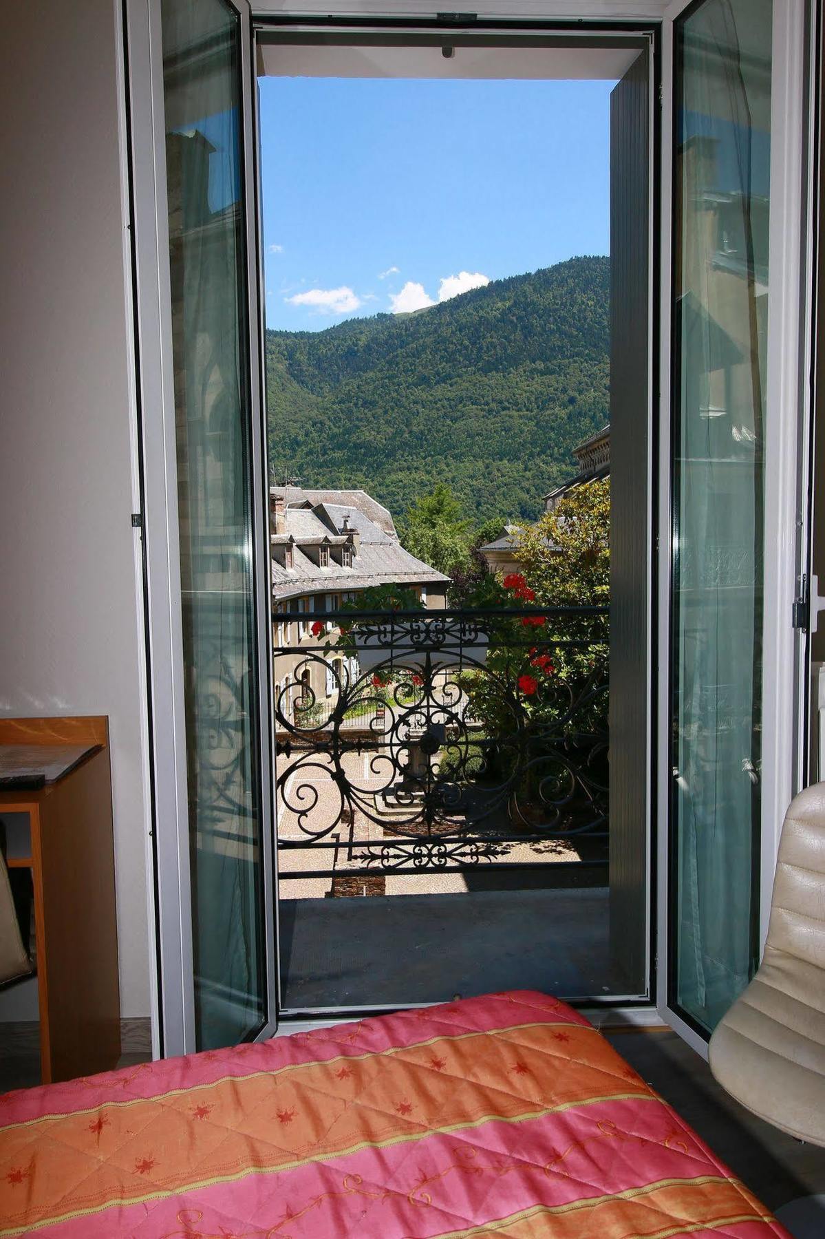 Hotel Panoramic Bagneres-de-Luchon Luaran gambar